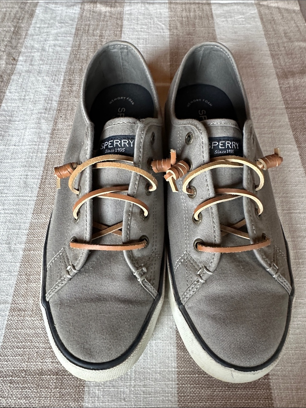 Sperry womens gray Canvas Boat Shoes with Tan Leather Laces size 10